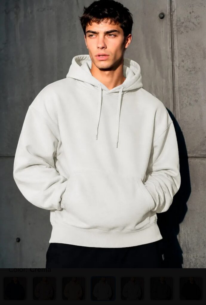 Sudadera con capucha color crema