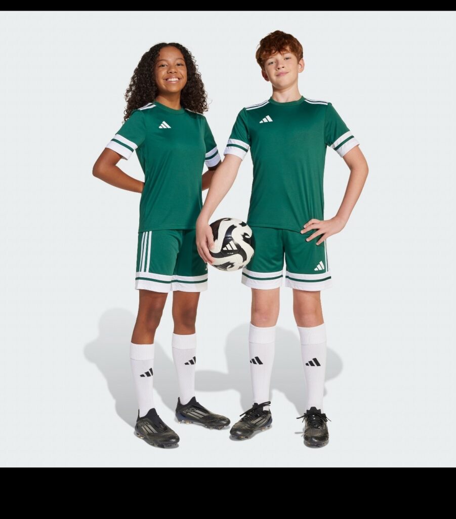 Uniforme de fútbol infantil adidas color verde