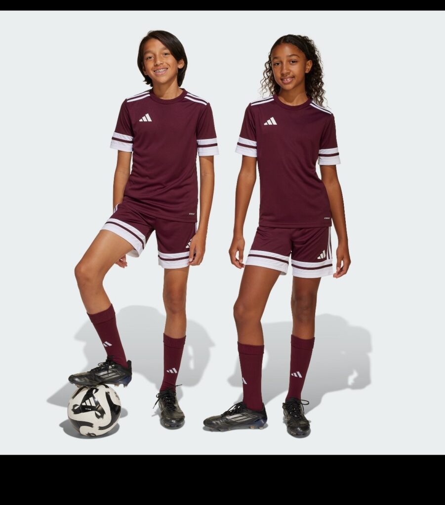Uniforme de fútbol infantil adidas color vino